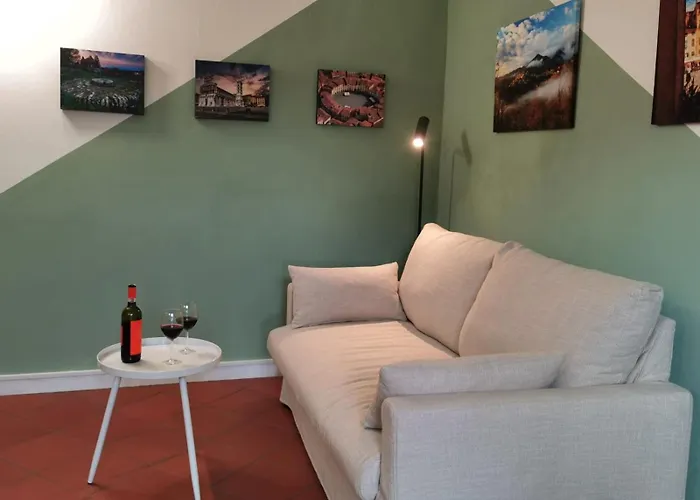 Casa Arya - Independent House - Near The Walls